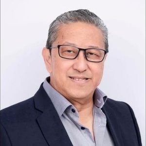 Meet your Posher, Simon